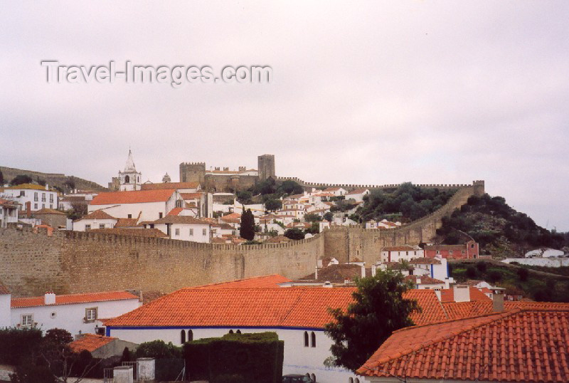 portugal202: Óbidos, Portugal: the town - a vila - photo by M.Durruti - (c) Travel-Images.com - Stock Photography agency - Image Bank