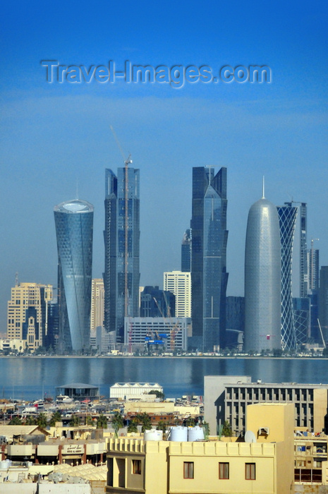 qatar1: Doha, Qatar:  skyscrapers - West Bay skyline from Ras Abu Abboud St - old and new Doha - Al Bidda Tower, Palm Towers, Burj Qatar, Tornado Tower - photo by M.Torres - (c) Travel-Images.com - Stock Photography agency - Image Bank