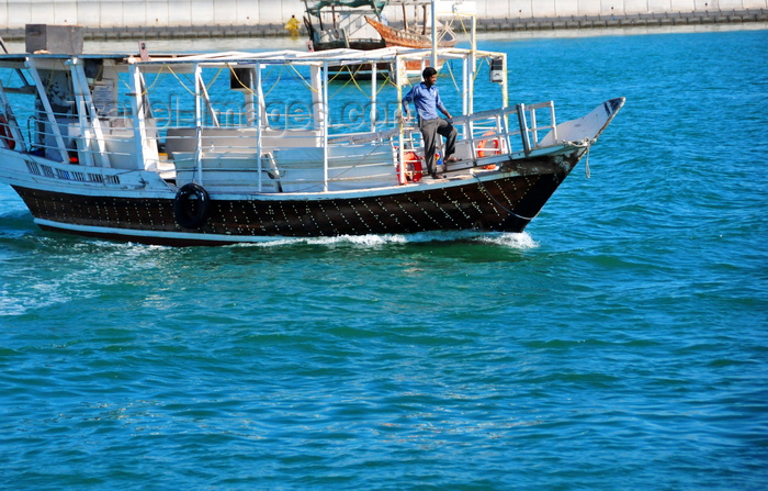 qatar44: Doha, Qatar: water taxi leaving for the Corniche - Dhow harbour - photo by M.Torres - (c) Travel-Images.com - Stock Photography agency - Image Bank