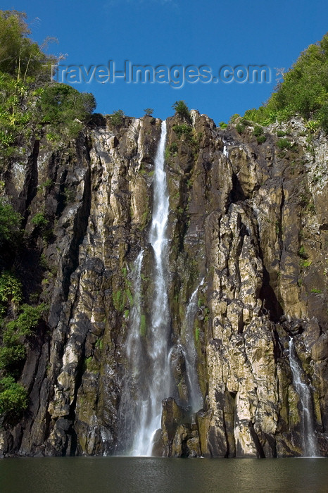 reunion10: Réunion - Sainte-Suzanne: Niagara waterfall / Cascade Niagara - photo by Y.Guichaoua - (c) Travel-Images.com - Stock Photography agency - Image Bank