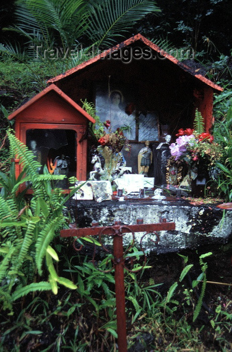 reunion18: Reunion / Reunião - St. Expedit: improvised shrine - photo by W.Schipper - (c) Travel-Images.com - Stock Photography agency - Image Bank