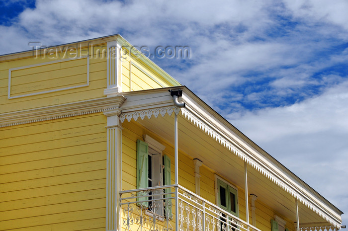 reunion192: Saint-Denis, Réunion: creole balcony on Rue de Nice - photo by M.Torres - (c) Travel-Images.com - Stock Photography agency - Image Bank