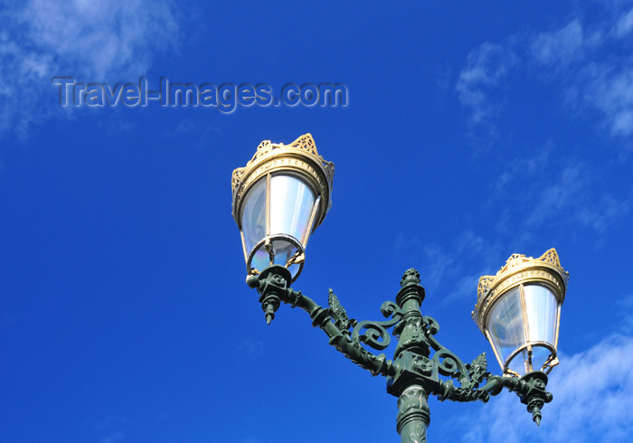 reunion232: Saint-Denis, Réunion: old style street lights - Rue de Paris - photo by M.Torres - (c) Travel-Images.com - Stock Photography agency - Image Bank