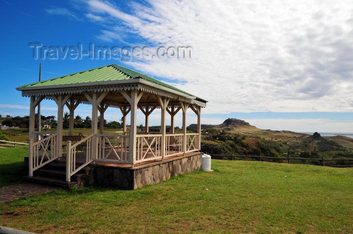 rodrigues71: Viewpoint Pistache, Rodrigues island, Mauritius: gazeebo and landscape - photo by M.Torres - (c) Travel-Images.com - Stock Photography agency - Image Bank