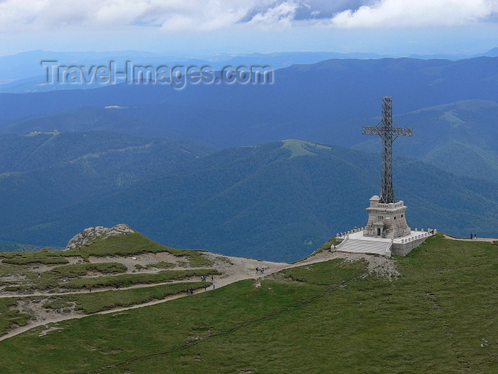 romania107: Bucegi National Park, Prahova county, Muntenia, Romania: Heroes' Cross on the Caraiman Peak -  World War I memorial - Bucegi Mountains - Southern Carpathians - photo by J.Kaman - (c) Travel-Images.com - Stock Photography agency - Image Bank