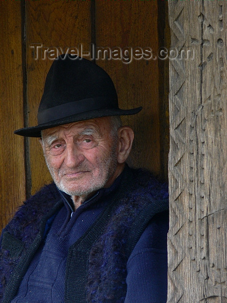 romania158: Ieud, Maramures county, Transylvania, Romania: portrait of local man - old Eastern Euopean man with hat - photo by J.Kaman - (c) Travel-Images.com - Stock Photography agency - Image Bank