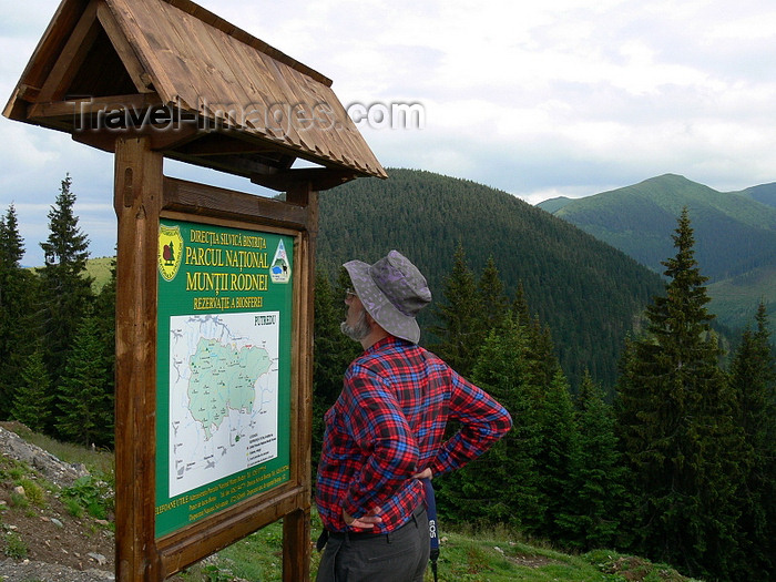 romania161: Rodnei National Park, Maramures county, Transylvania, Romania: hills, tourist and information board - Parcul National Muntii Rodnei - photo by J.Kaman - (c) Travel-Images.com - Stock Photography agency - Image Bank