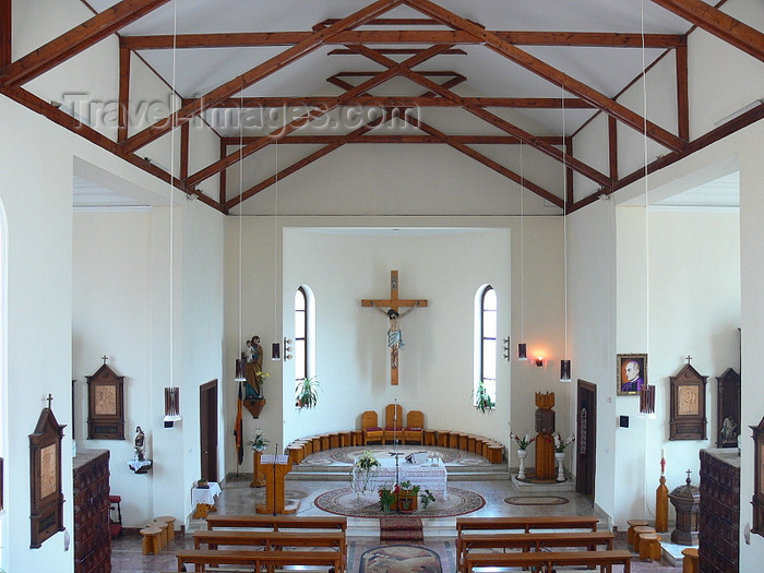 romania68: Sighisoara / Segesvár / Schassburg, Mures county, Transylvania, Romania: Roman Catholic church of St Joseph - interior - Biserica Romano-Catolica Sf. Iosif - photo by J.Kaman - (c) Travel-Images.com - Stock Photography agency - Image Bank