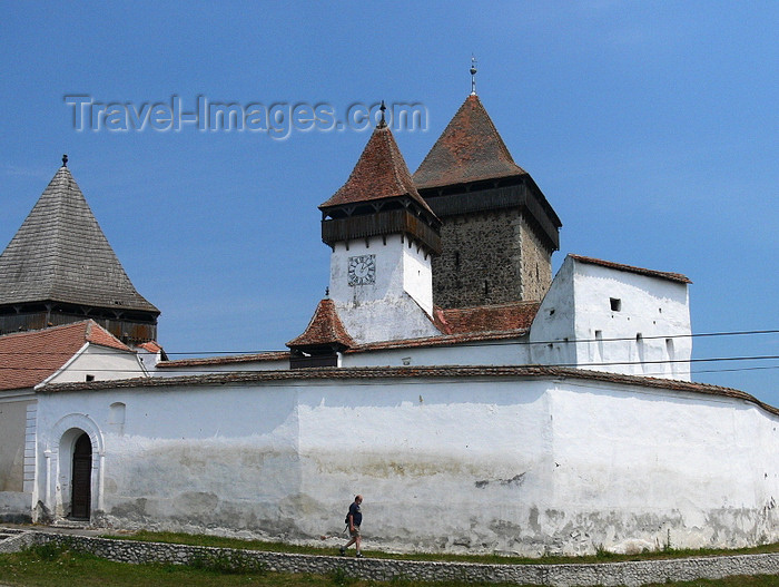 romania94: Homorod / Hamruden, Brasov county, Transylvania, Romania: Fortified LUtheran Church - biserica a fost fortificata - photo by J.Kaman - (c) Travel-Images.com - Stock Photography agency - Image Bank