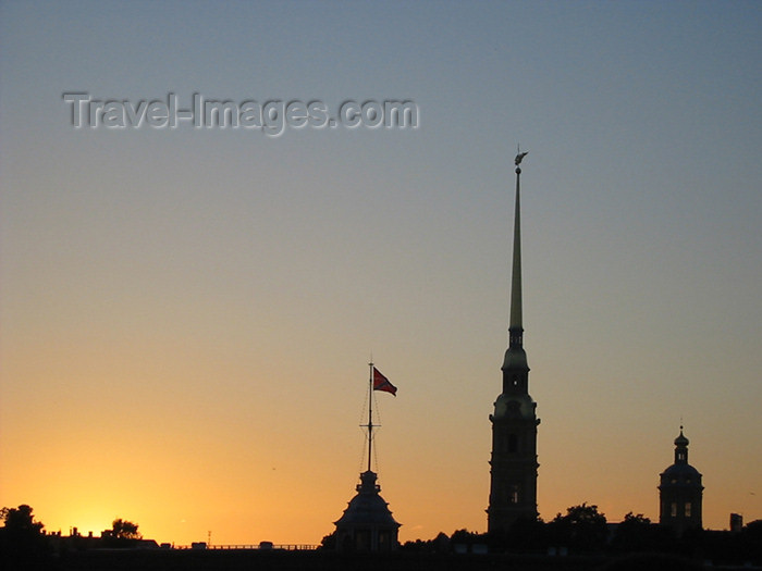 russia140: Russia - St. Petersburg: Peter and Paul fortress - silhouette (photo by D.Ediev) - (c) Travel-Images.com - Stock Photography agency - Image Bank