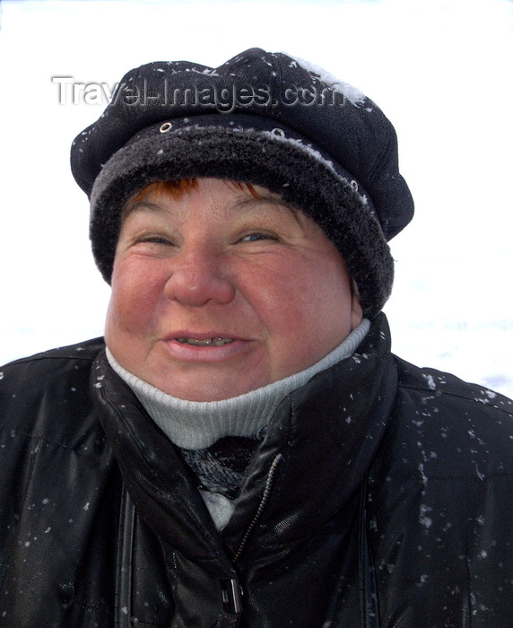 russia25: Zabaykalsk, Zabaykalsky Krai, Siberian Federal District, Russia: fishmonger - photo by B.Cain - (c) Travel-Images.com - Stock Photography agency - Image Bank