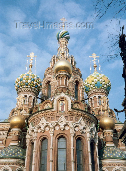 russia4: Russia - St. Petersburg: Spires at the Church of the Resurrection of our Saviour - architect Alfred Parland (photo by Miguel Torres) - (c) Travel-Images.com - Stock Photography agency - Image Bank