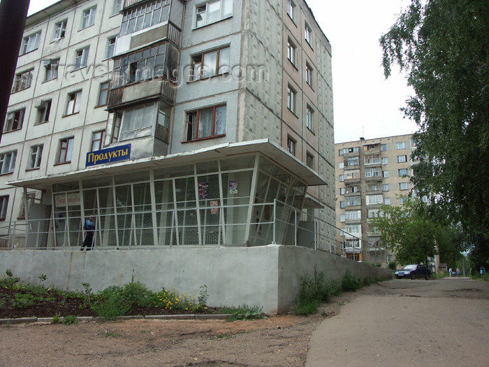 russia456: Russia - Udmurtia - Izhevsk: apartment building and food shop - photo by P.Artus - (c) Travel-Images.com - Stock Photography agency - Image Bank