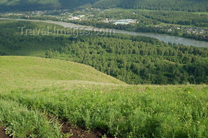 russia480: Russia - Altai republic, near village Maima, mountain "Chertov palec" (Devil's finger), view on the Katun river - photo by M.Kazantsev - (c) Travel-Images.com - Stock Photography agency - Image Bank