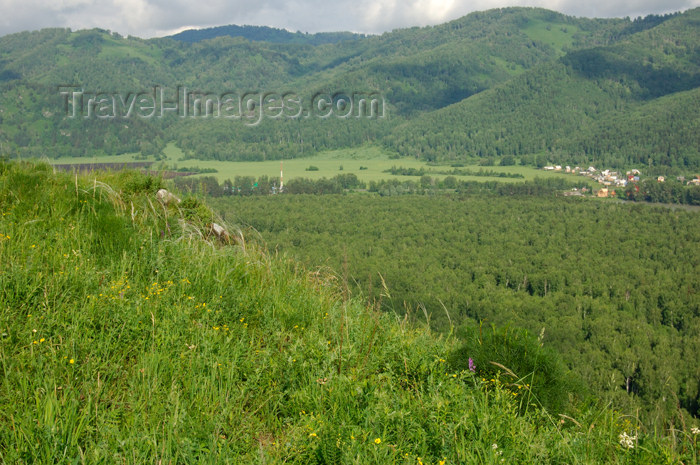 russia485: Russia - Altai republic, near village Maima, mountain "Chertov palec" (Devil's finger), view on the Altai mounatins - photo by M.Kazantsev - (c) Travel-Images.com - Stock Photography agency - Image Bank