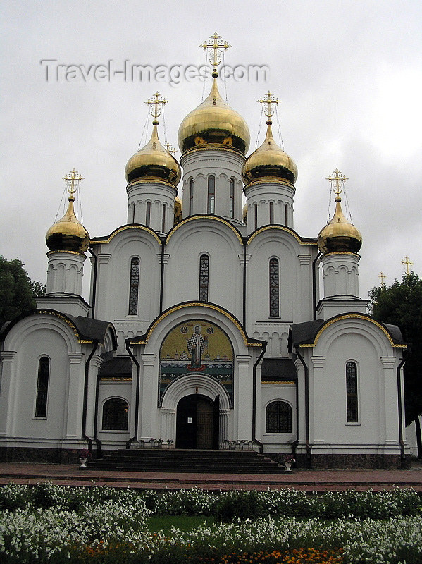 russia532: Russia -  Pereslavl-Zalessky - Golden Ring - Yaroslavl Oblast: onion domes - photo by J.Kaman - (c) Travel-Images.com - Stock Photography agency - Image Bank