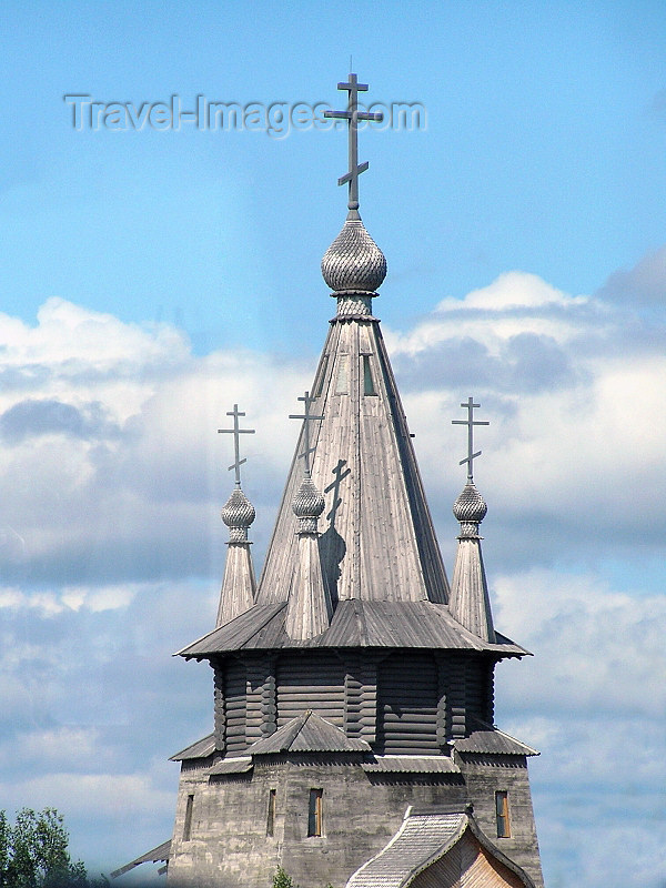 russia557: Russia - Republic of Karelia: wooden church near White Sea-Baltic Canal - Belomorsko-baltiysky Kanal - photo by J.Kaman - (c) Travel-Images.com - Stock Photography agency - Image Bank