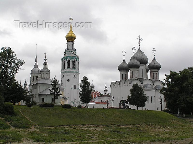 russia560: Russia - Vologda: Kremlin - onion domes - photo by J.Kaman - (c) Travel-Images.com - Stock Photography agency - Image Bank