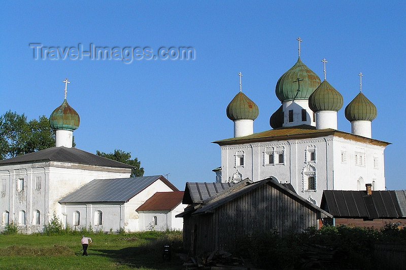 russia630: Russia -  Kargopol -  Arkhangelsk Oblast: Cathedral of the Annunciation - Orthodox church - photo by J.Kaman - (c) Travel-Images.com - Stock Photography agency - Image Bank