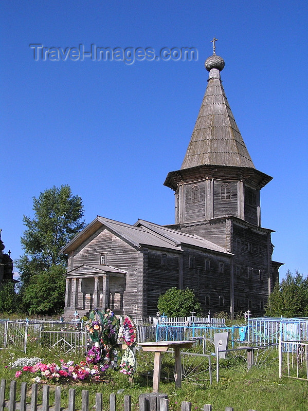 russia637: Russia - Ljadiny - Arkhangelsk Oblast: Church of the Intercession - flowers and graves - photo by J.Kaman - (c) Travel-Images.com - Stock Photography agency - Image Bank