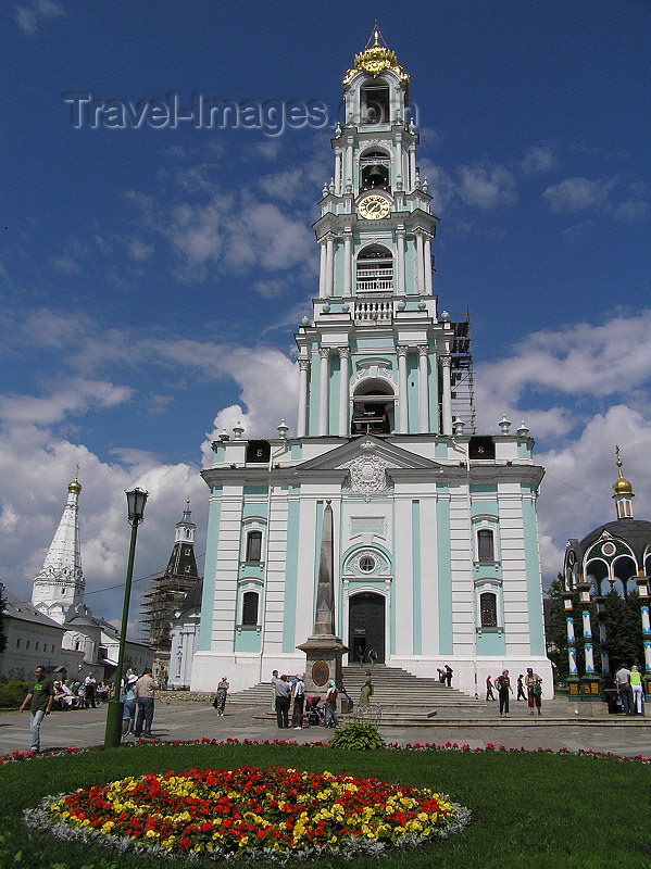 russia651: Russia - Sergiev Posad - Moscow oblast: bell tower - Trinity Monastery of St Sergius - photo by J.Kaman - (c) Travel-Images.com - Stock Photography agency - Image Bank