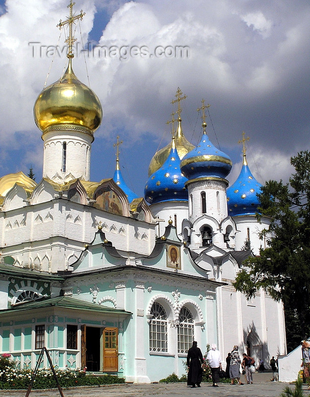 russia655: Russia - Sergiev Posad - Moscow oblast:  Assumption Cathedral - Trinity Monastery of St Sergius- photo by J.Kaman - (c) Travel-Images.com - Stock Photography agency - Image Bank