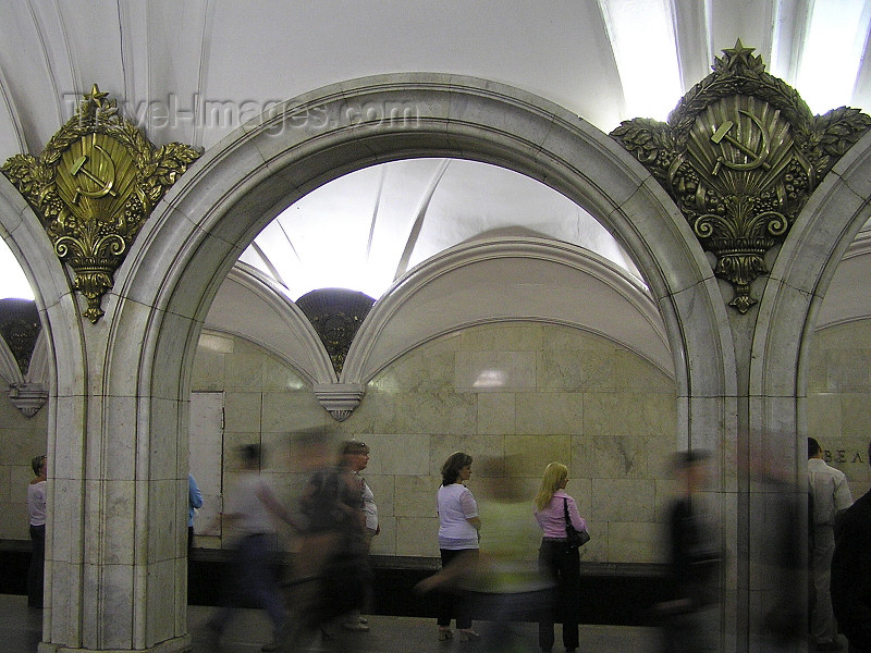 russia664: Russia - Moscow: in the Underground / Metro / Subway - photo by J.Kaman - (c) Travel-Images.com - Stock Photography agency - Image Bank