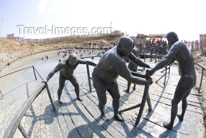 russia71: Russia - Taman - Krasnodar krai: mud volcano near the Azov sea - mud baths - Taman peninsula - photo by V.Sidoropolev - (c) Travel-Images.com - Stock Photography agency - Image Bank