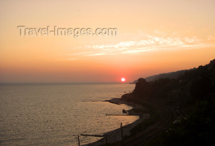 russia747: Russia, Sochi - Krasnodar Krai: sunset over the Black Sea - Mamayka area - photo by S.Hovakimyan - (c) Travel-Images.com - Stock Photography agency - Image Bank