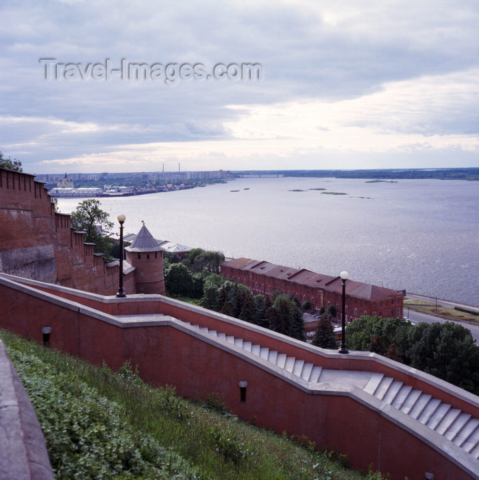 russia770: Nizhny Novgorod (former Gorky), Russia: view over the kremlin wall and steps down to Volga River - harbour and the confluence of Oka and Volga Rivers (Strelka) - photo by A.Harries - (c) Travel-Images.com - Stock Photography agency - Image Bank