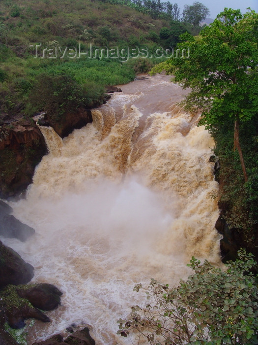 rwanda1: Rusumo falls, Rwanda: border of Rwanda and Tanzania - photo by T.Trenchard - (c) Travel-Images.com - Stock Photography agency - Image Bank