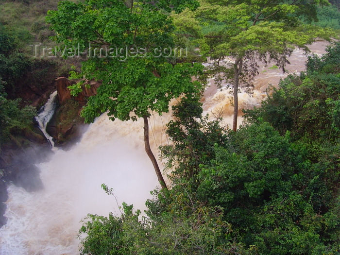 rwanda12: Rusumo falls, Rwanda: Kagera river, headwaters of the river Nile - photo by T.Trenchard - (c) Travel-Images.com - Stock Photography agency - Image Bank