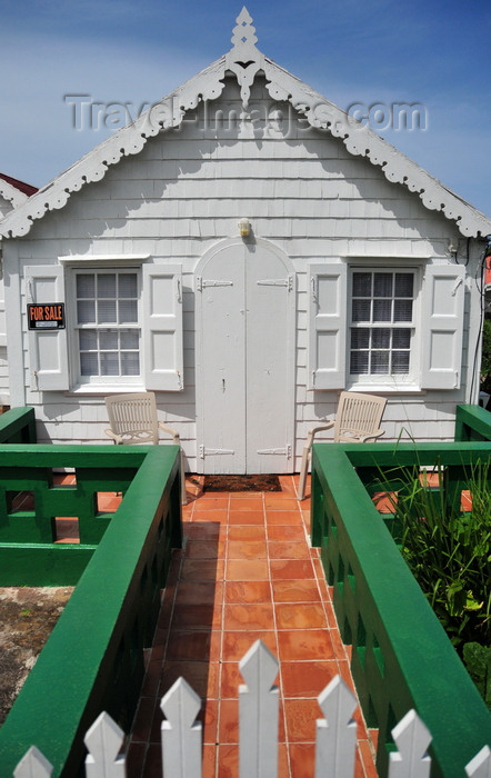 saba36: Windwardside, Saba: picturesque cottage - gingerbread house - photo by M.Torres - (c) Travel-Images.com - Stock Photography agency - Image Bank