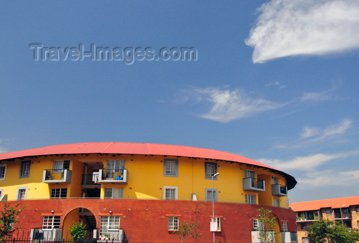 safrica220: Johannesburg, Gauteng, South Africa: colourful housing - Carr St. - Gerard Sekoto St  - Newtown - photo by M.Torres - (c) Travel-Images.com - Stock Photography agency - Image Bank