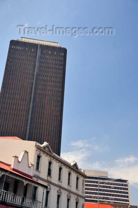 safrica229: Johannesburg, Gauteng, South Africa: Southern Life Centre - Commissioner St, seen with colonial façades of Diagonal St - architects Monty Sack Nurcombe Summerley Ringrose and Partners  - photo by M.Torres - (c) Travel-Images.com - Stock Photography agency - Image Bank