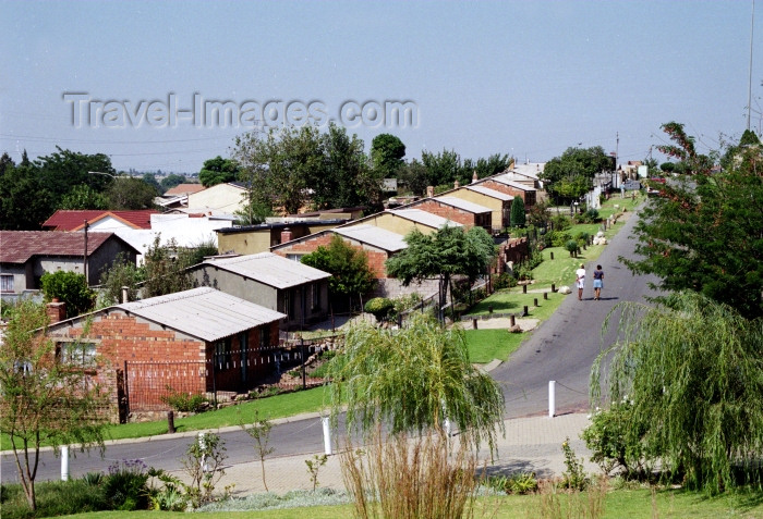 safrica44: South Africa - Soweto (Gauteng province): some streets of Soweto look like suburbs anywhere else in the world - photo by R.Eime - (c) Travel-Images.com - Stock Photography agency - Image Bank