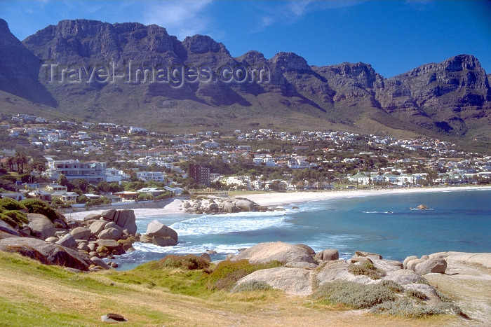 safrica56: South Africa - Duiker Island: Camps Bay - exclusive, predominantly white, seaside suburb with vibrant cosmopolitan lifestyle - Table Mountain in background - photo by R.Eime - (c) Travel-Images.com - Stock Photography agency - Image Bank