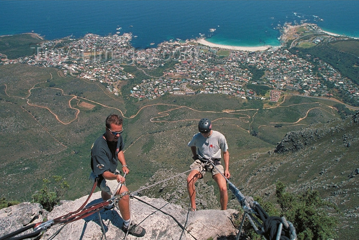 safrica75: South Africa - Cape Town: climbers - abseiling from Table Mountain - photo by R.Eime - (c) Travel-Images.com - Stock Photography agency - Image Bank