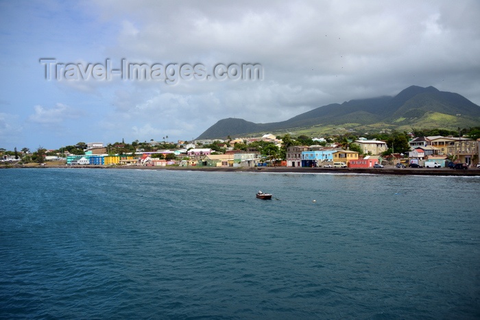 saint-kitts-nevis11: Brumaire, Saint Kitts island, Saint Kitts and Nevis: Bay Road, the town's corniche continues from Basseterre - photo by M.Torres - (c) Travel-Images.com - Stock Photography agency - Image Bank