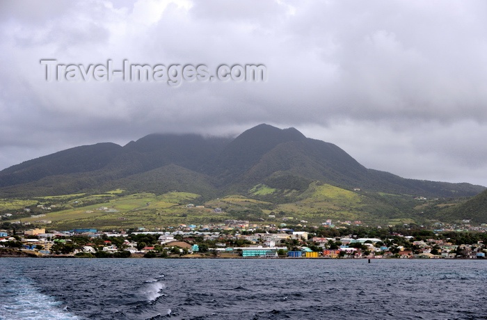 saint-kitts-nevis15: Brumaire / Basseterre, Saint Kitts island, Saint Kitts and Nevis: the waterfront seen from the bay - mountains in the background - photo by M.Torres - (c) Travel-Images.com - Stock Photography agency - Image Bank