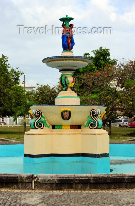 saint-kitts-nevis26: Basseterre, Saint Kitts island, Saint Kitts and Nevis:  Independence Square Fountain (1859) - photo by M.Torres - (c) Travel-Images.com - Stock Photography agency - Image Bank