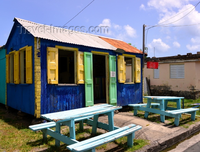 saint-kitts-nevis48: Charlestown, Nevis, St Kitts and Nevis: small bar in a wooden shack - Creole architecture - photo by M.Torres - (c) Travel-Images.com - Stock Photography agency - Image Bank