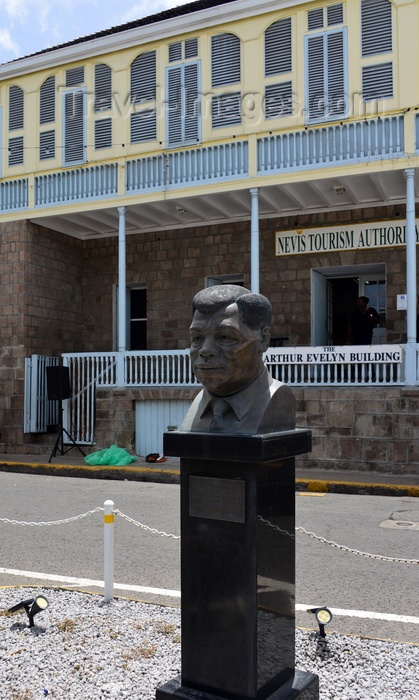 saint-kitts-nevis50: Charlestown, Nevis, St Kitts and Nevis: Nevis Tourism Authority and the bust of Sir Simeon Daniel, first premier of Nevis - Arthur Evelyn building, Main Steet - photo by M.Torres - (c) Travel-Images.com - Stock Photography agency - Image Bank