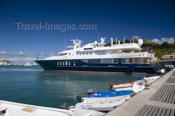saint-martin15: Saint Martin - Marigot: the Mystique - yacht designed by Naval Architect Phil Curran - built by Oceanfast Pty, Ltd. of Australia - photo by D.Smith - (c) Travel-Images.com - Stock Photography agency - Image Bank