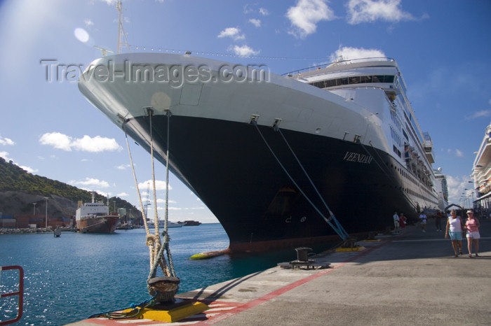 saint-martin5: Sint-Maarten / St. Martin - Dutch West Indies - Pointe Blanche: cruise ship prow - photo by D.Smith - (c) Travel-Images.com - Stock Photography agency - Image Bank