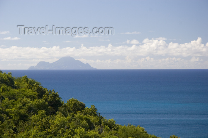 saint-martin8: Sint-Maarten: view towards St Barts - photo by D.Smith - (c) Travel-Images.com - Stock Photography agency - Image Bank