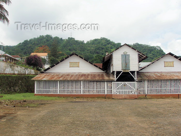 sao-tome10: São Tomé e Príncipe - São Tomé island / ilha de São Tomé - Roça Monte Café: coffee processing buildings / edifícios para processamento do café - photo by B.Cloutier - (c) Travel-Images.com - Stock Photography agency - Image Bank