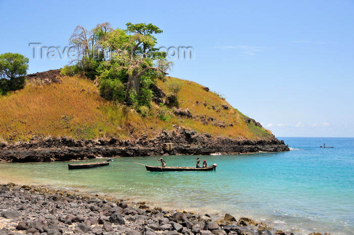 sao-tome161: Lagoa Azul, Lobata district, São Tomé and Príncipe / STP: quiet cove / enseada tranquila - photo by M.Torres - (c) Travel-Images.com - Stock Photography agency - Image Bank