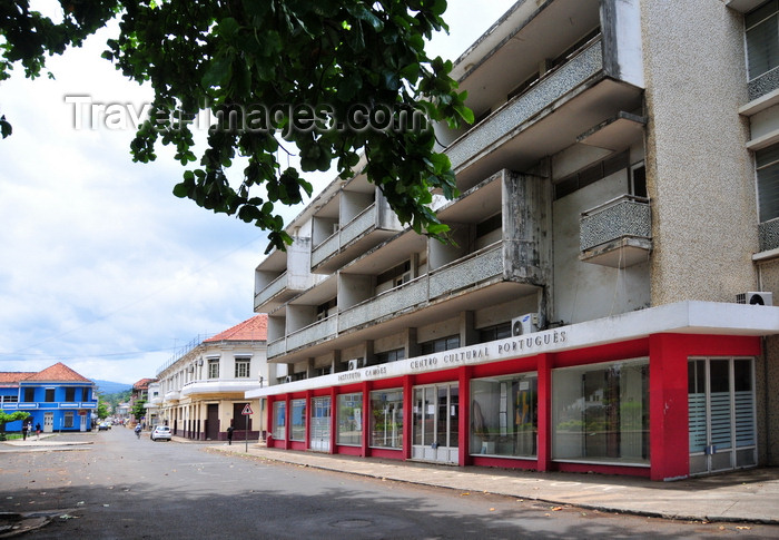 sao-tome300: São Tomé, São Tomé and Príncipe / STP: Portuguese Cultural Center / Centro Cultural Português - Instituto Camões - Rua Soldado Paulo Ferreira - photo by M.Torres - (c) Travel-Images.com - Stock Photography agency - Image Bank