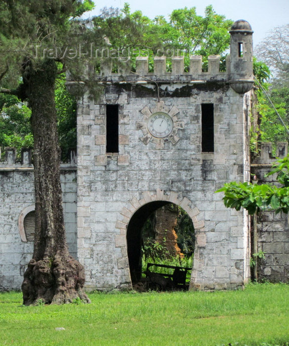 sao-tome314: Sundy Plantation / Roça Sundy, Príncipe island, São Tomé and Príncipe / STP: mock castle / castelo de fantasia - photo by G.Frysinger - (c) Travel-Images.com - Stock Photography agency - Image Bank